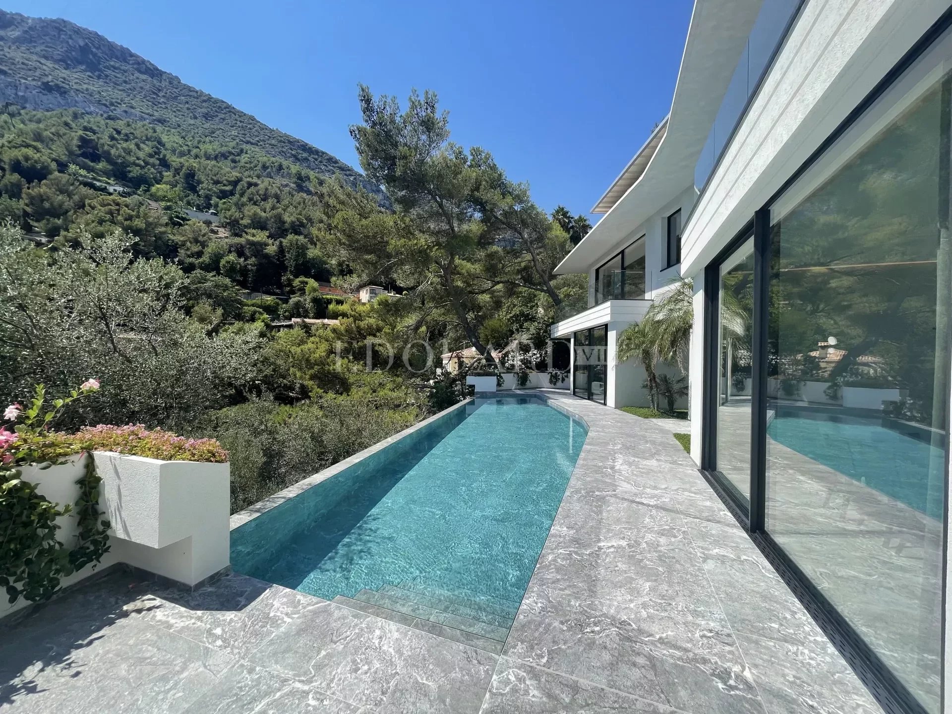 3 Bed, 5 Bath, HouseFor Sale, Roquebrune-Cap-Martin, Alpes-Maritimes