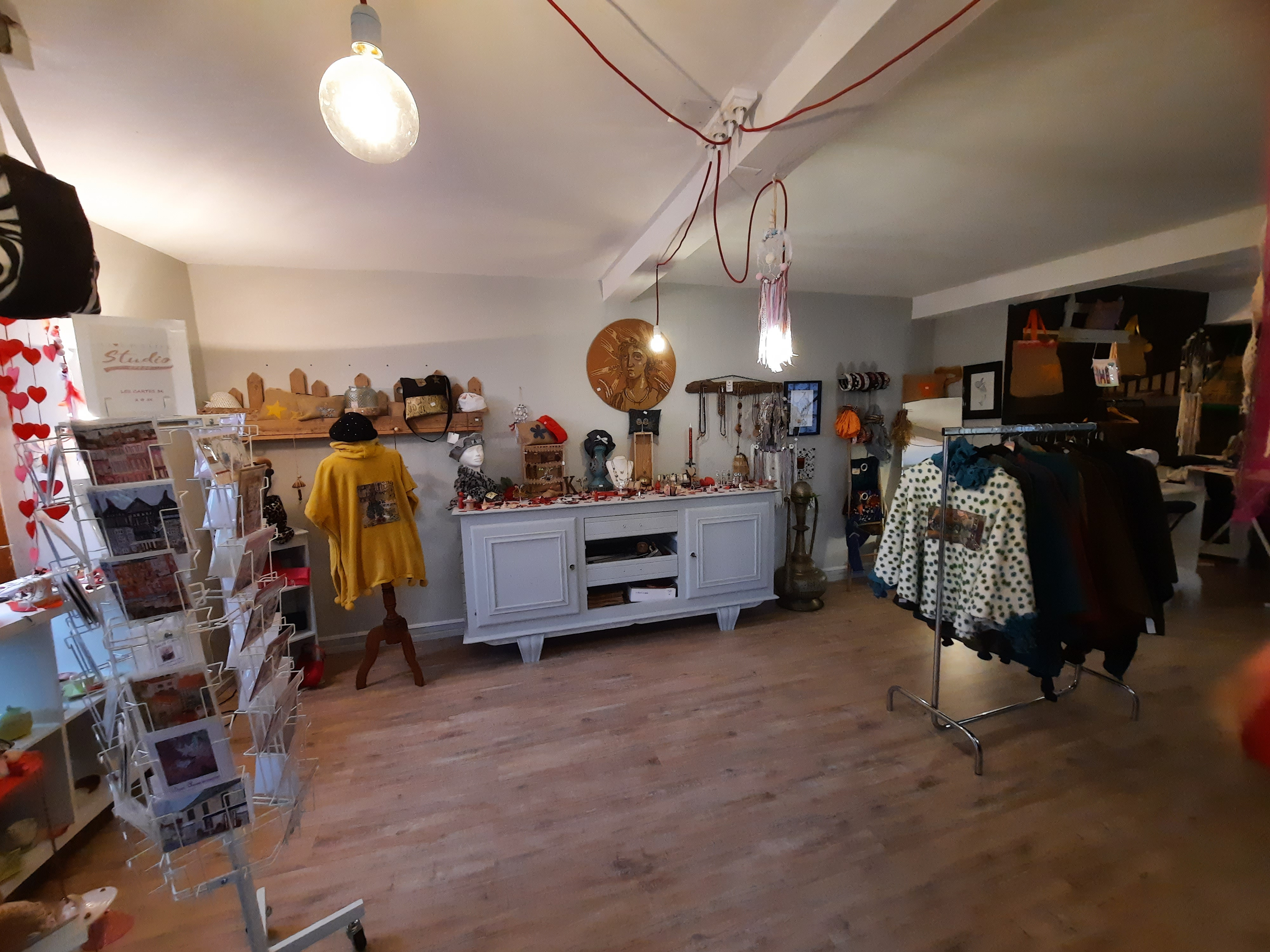 2 Bed, 1 Bath, HouseFor Sale, Allemans du dropt, Lot-et-Garonne, Aquitaine, 47800