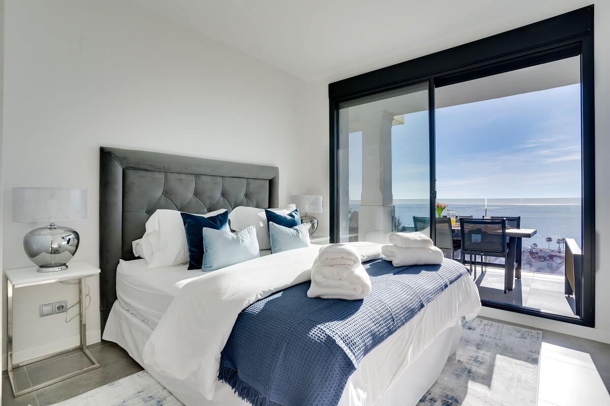 3 Bed, 2 Bath, ApartmentFor Sale, Estepona, Malaga 3 Bed, 2 Bath, ApartmentFor Sale, Estepona, Malaga