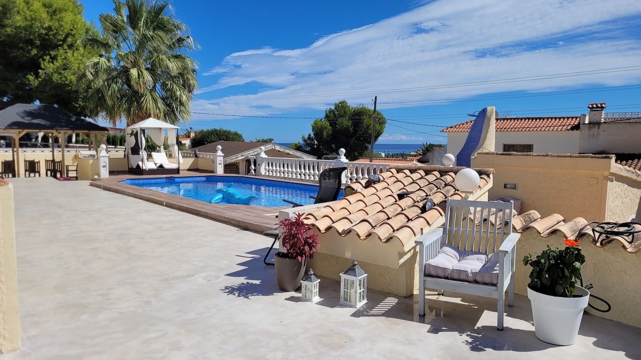 Alfaz del Pi, Alicante, 4 Bedrooms Bedrooms, ,For Sale,CHA0125 - OPF