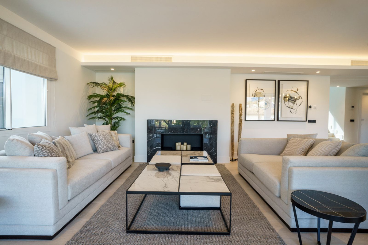5 Bed, 6 Bath, HouseFor Sale, Nueva Andalucia, Malaga 5 Bed, 6 Bath, HouseFor Sale, Nueva Andalucia, Malaga