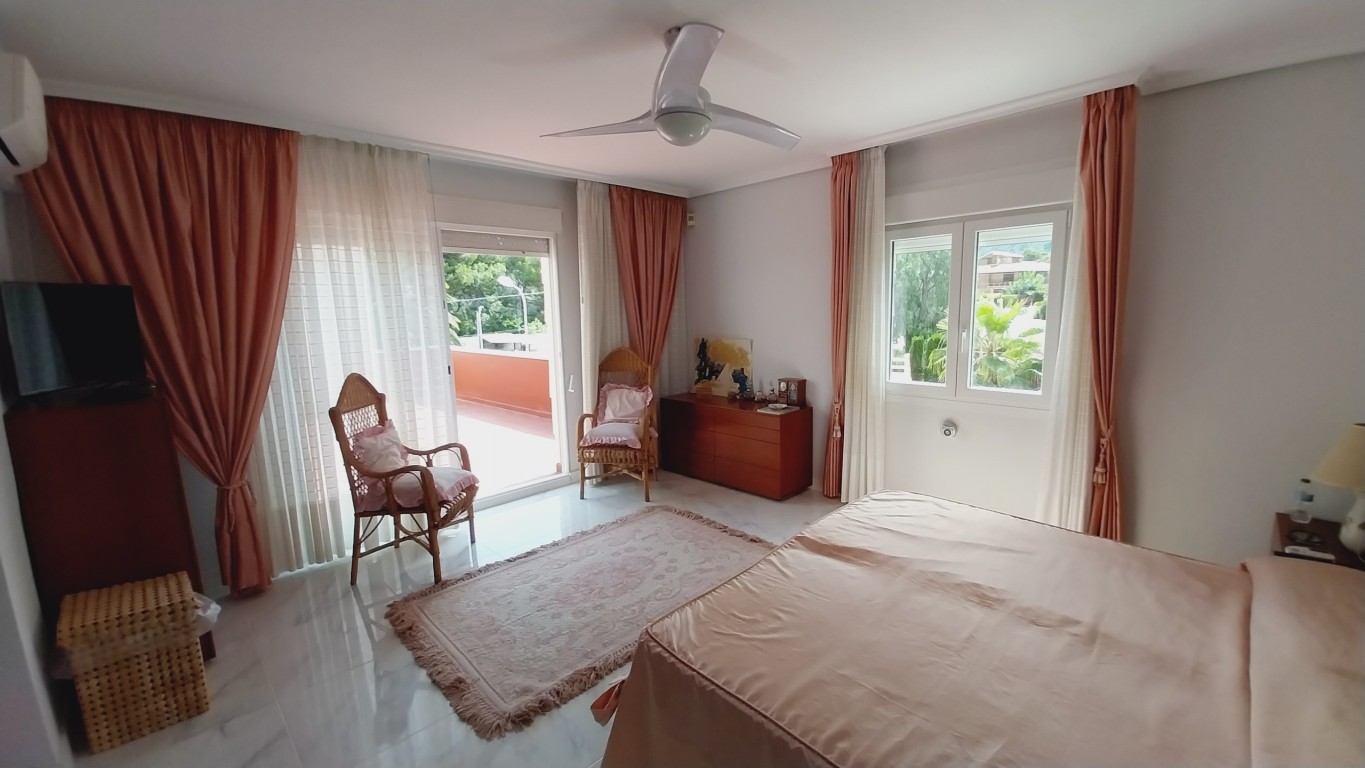 5 Bed, 5 Bath, HouseFor Sale, Benidorm, Alicante