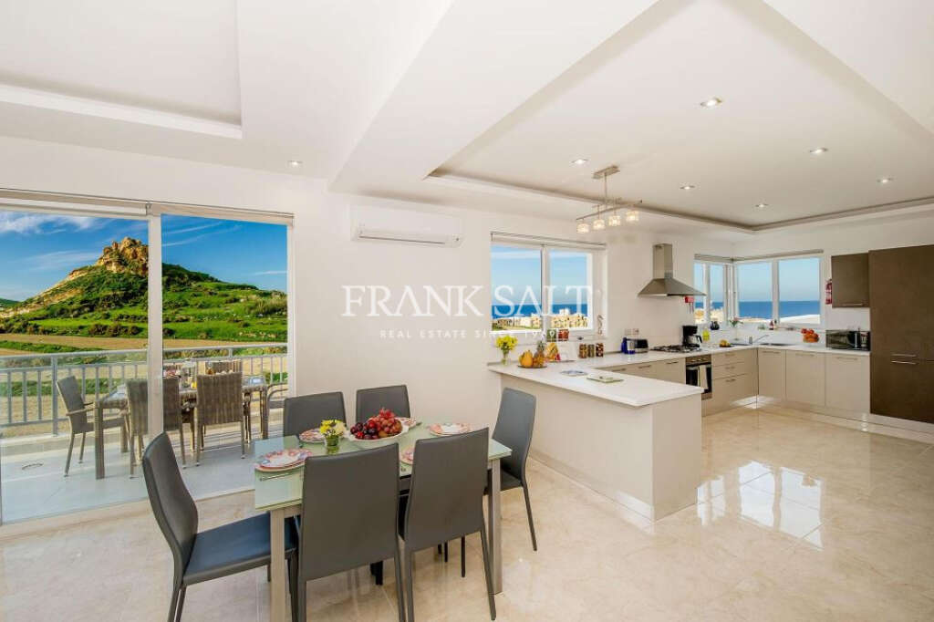 3 Bed, ApartmentFor Sale, Marsalforn, Gozo