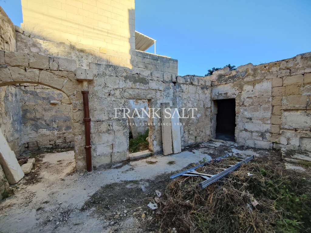 HouseFor Sale, Zebbug, Malta