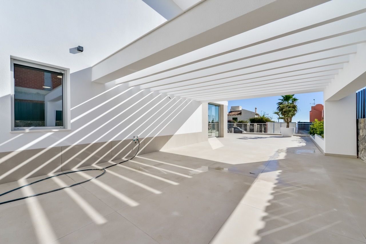 Finestrat, Alicante, 4 Bedrooms Bedrooms, ,For Sale,LUX0156 - OPF