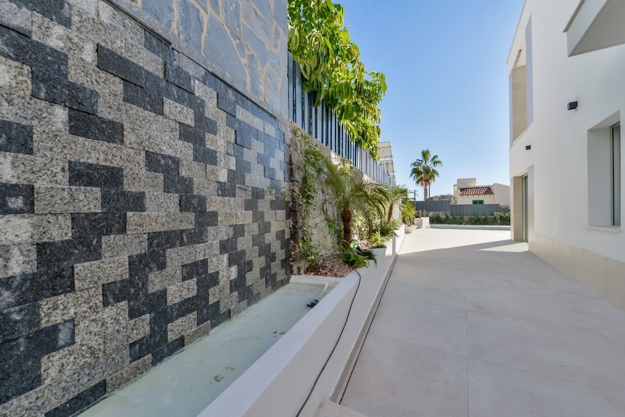 Finestrat, Alicante, 4 Bedrooms Bedrooms, ,For Sale,LUX0156 - OPF