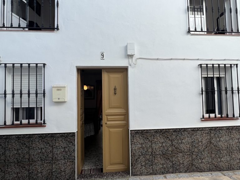 3 Bed, 1 Bath, HouseFor Sale, Olvera, Andalucia