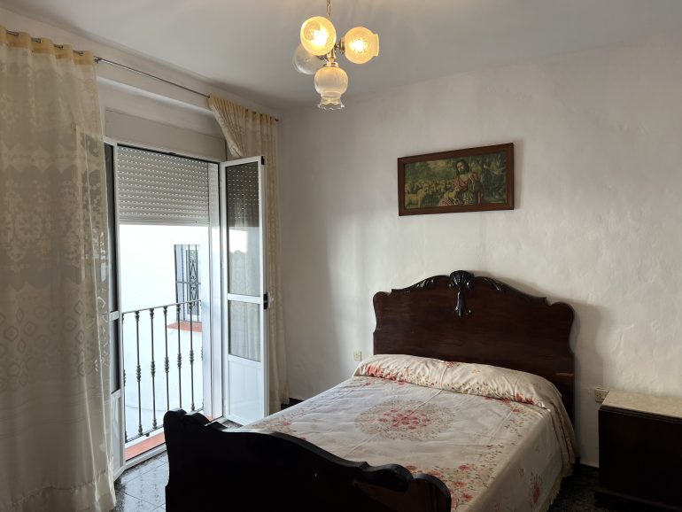 3 Bed, 1 Bath, HouseFor Sale, Olvera, Andalucia
