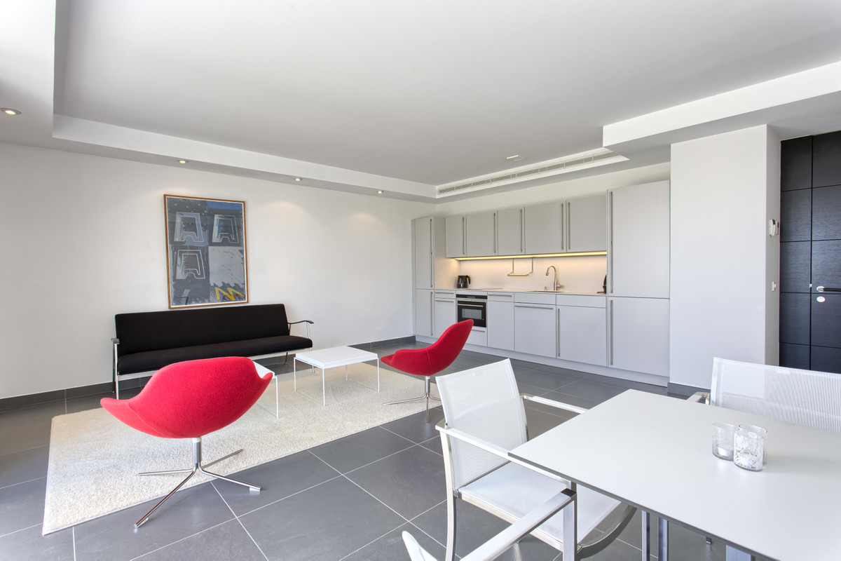 5 Bed, 5 Bath, HouseFor Sale, Los Flamingos, Malaga