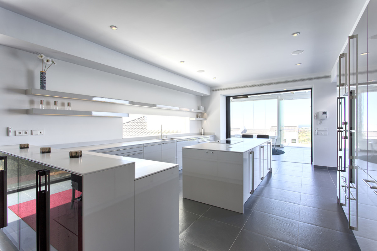 5 Bed, 5 Bath, HouseFor Sale, Los Flamingos, Malaga