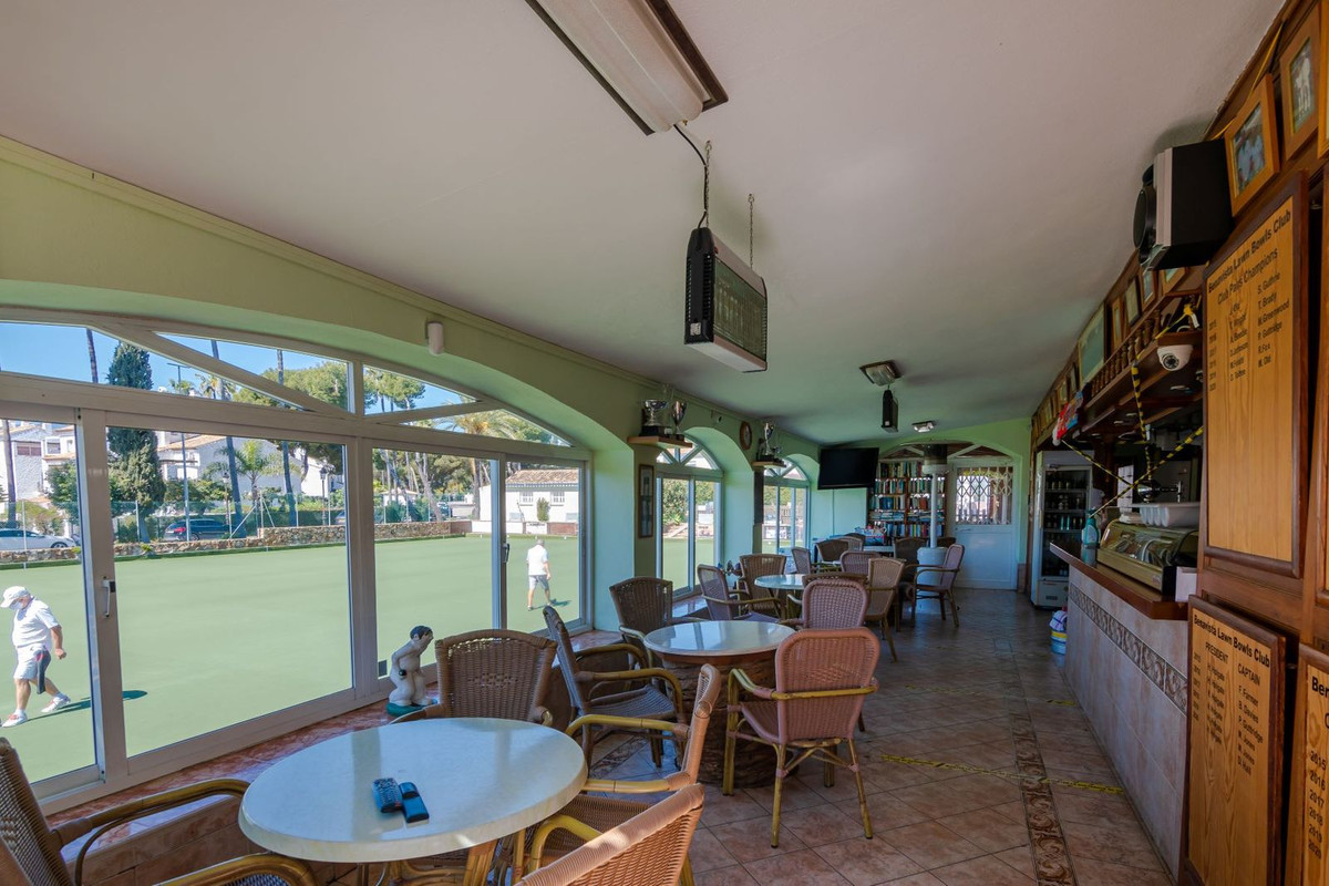 Commercial Property, For Sale