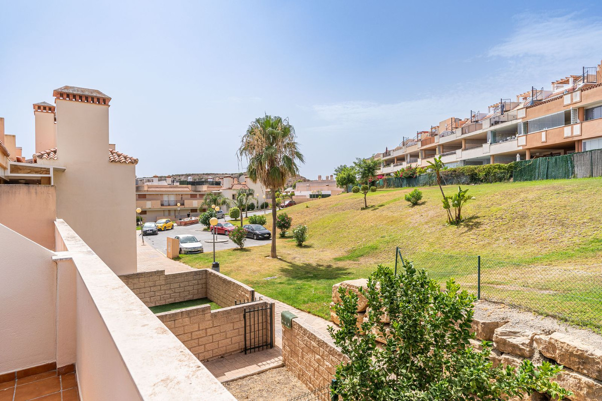3 Bed, 2 Bath, ApartmentFor Sale, Doña Julia, Malaga 3 Bed, 2 Bath, ApartmentFor Sale, Doña Julia, Malaga