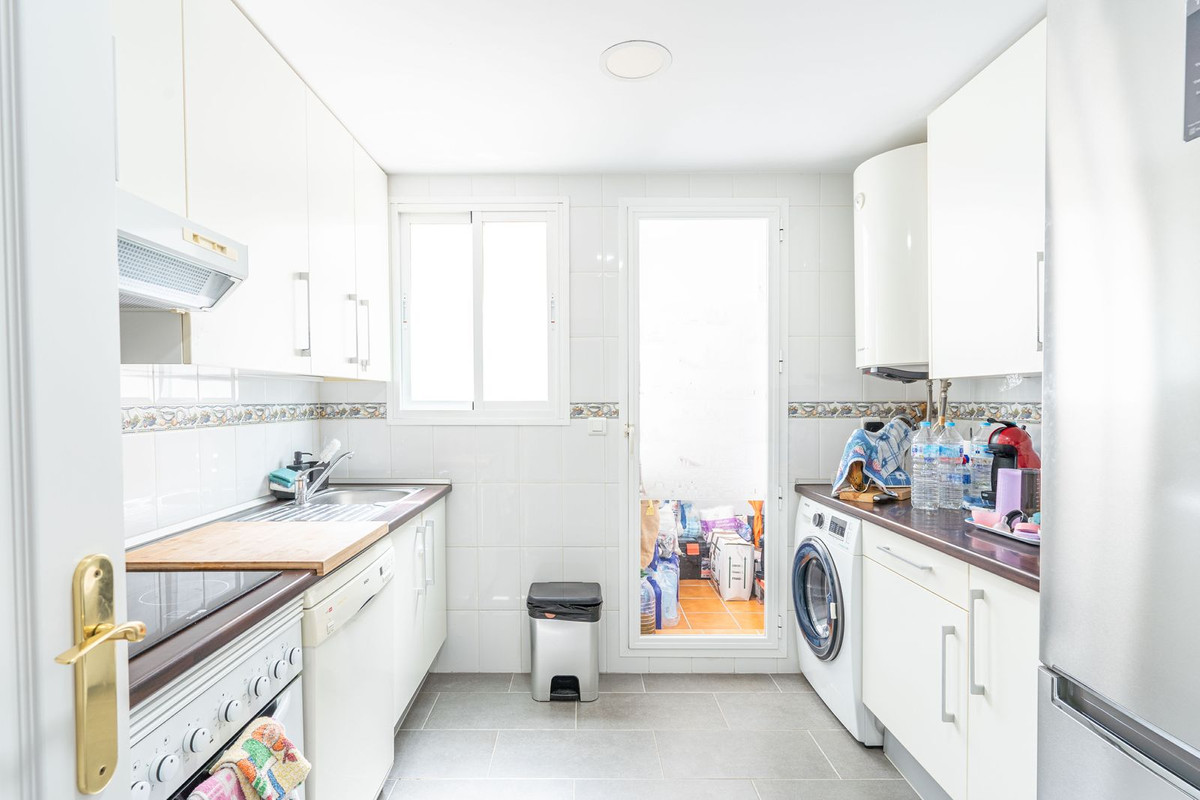 3 Bed, 2 Bath, ApartmentFor Sale, Doña Julia, Malaga 3 Bed, 2 Bath, ApartmentFor Sale, Doña Julia, Malaga