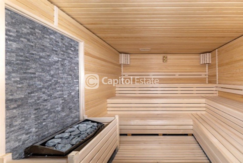 3 Bed, 2 Bath, ApartmentFor Sale, Oba