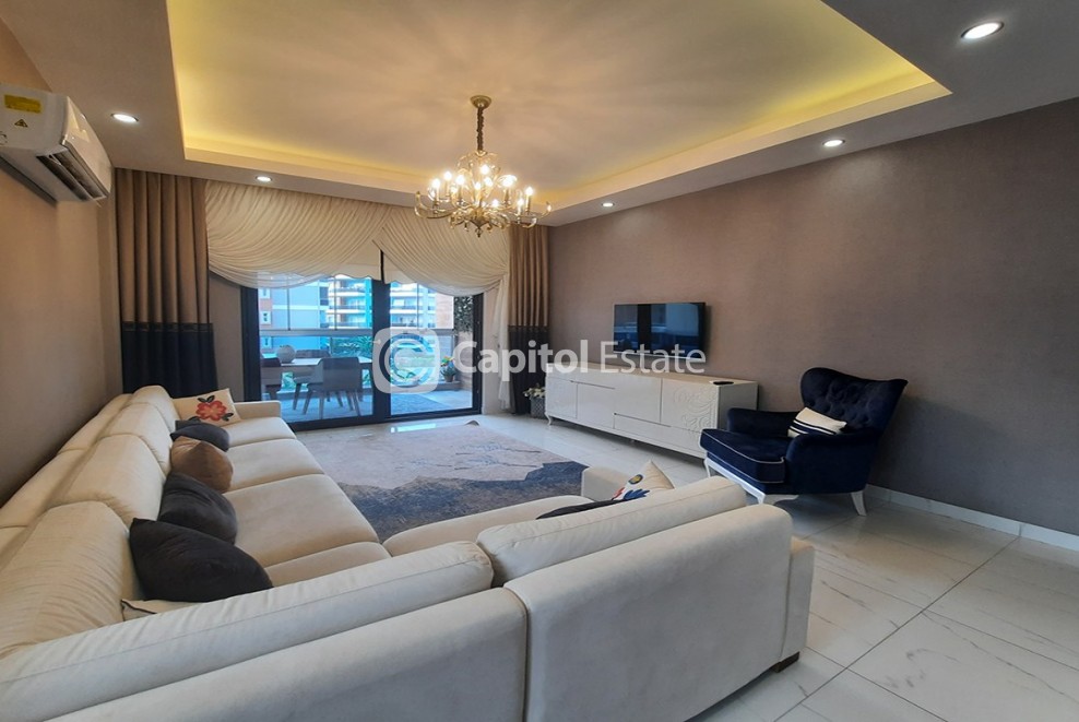 3 Bed, 2 Bath, ApartmentFor Sale, Oba