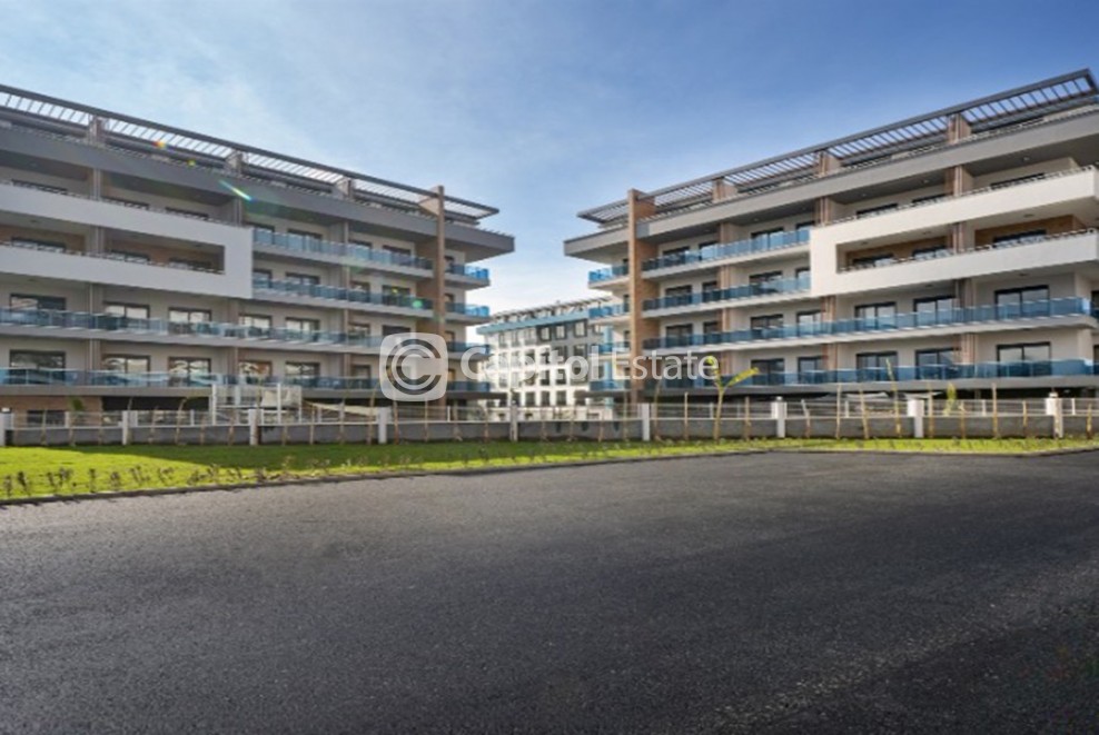 3 Bed, 2 Bath, ApartmentFor Sale, Oba