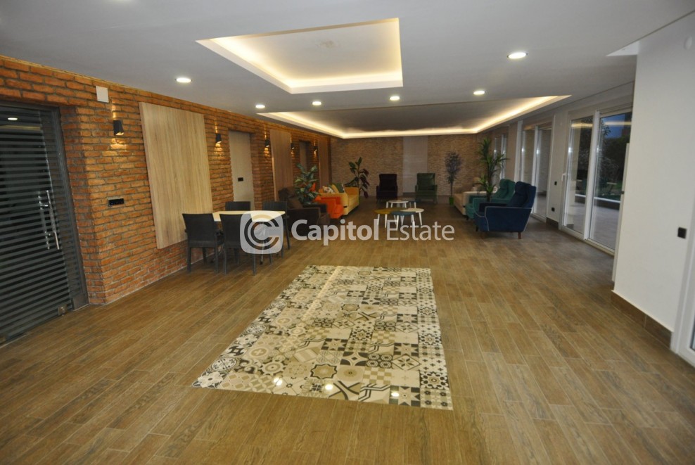 3 Bed, 2 Bath, ApartmentFor Sale, Oba