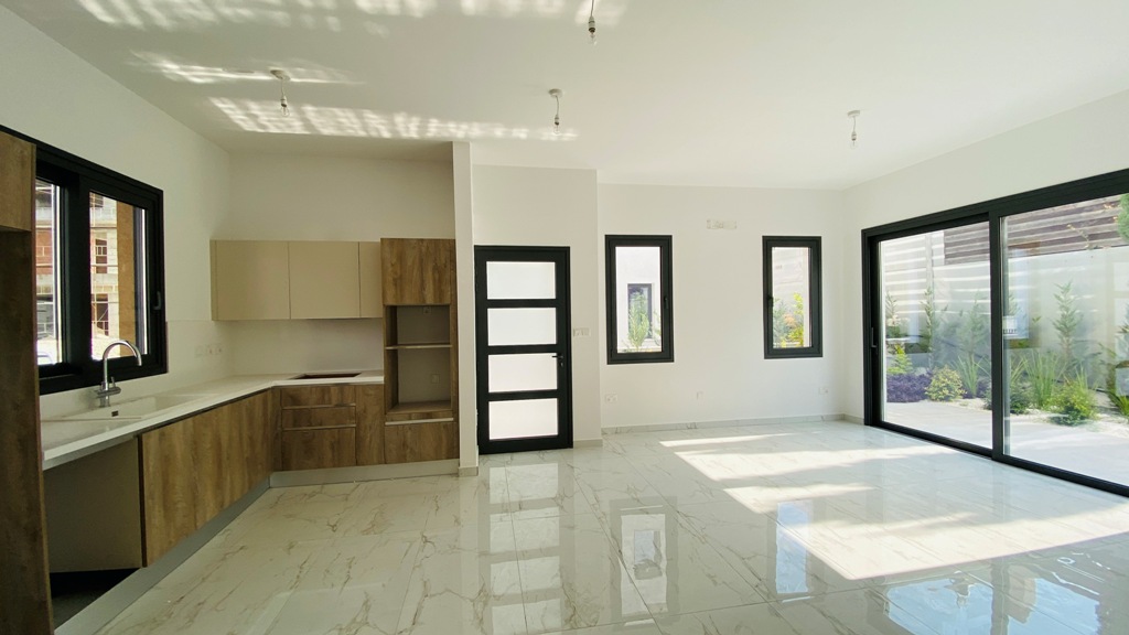 2 Bed, 1 Bath, HouseFor Sale, Limassol, Limassol 2 Bed, 1 Bath, HouseFor Sale, Limassol, Limassol