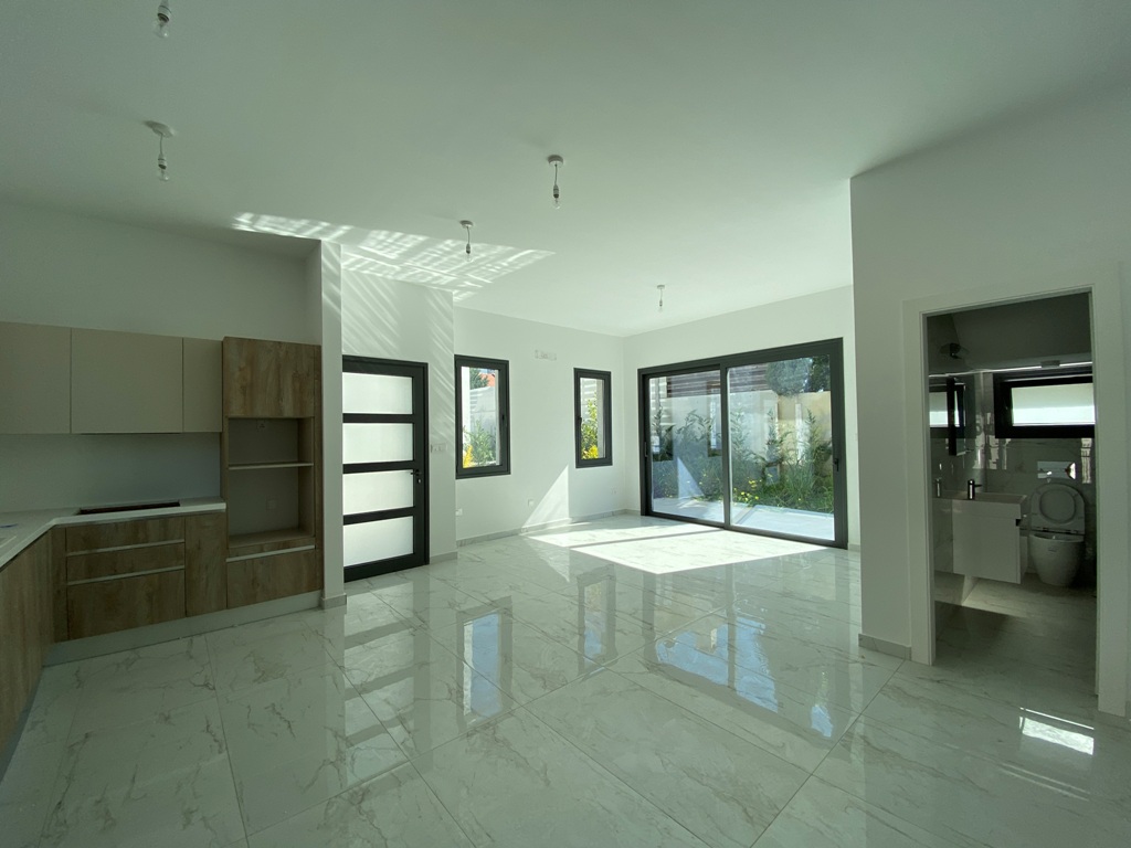 2 Bed, 1 Bath, HouseFor Sale, Limassol, Limassol 2 Bed, 1 Bath, HouseFor Sale, Limassol, Limassol