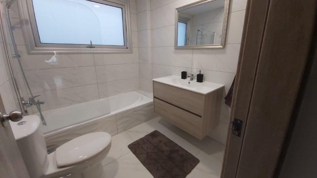 4 Bed, 3 Bath, HouseFor Sale, Paphos, Paphos