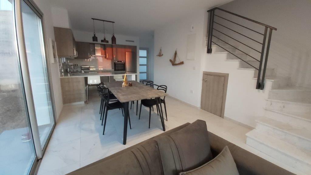 4 Bed, 3 Bath, HouseFor Sale, Paphos, Paphos
