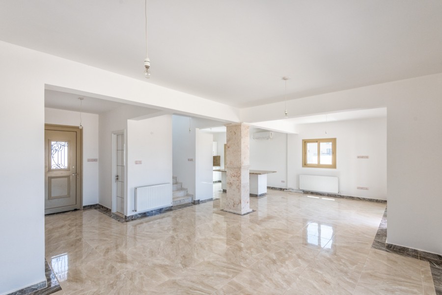 4 Bed, 5 Bath, HouseFor Sale, Paphos, Paphos