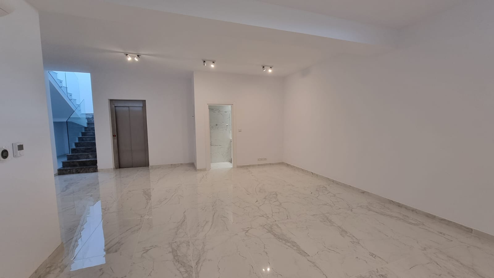 4 Bed, 4 Bath, HouseFor Sale, Limassol, Limassol 4 Bed, 4 Bath, HouseFor Sale, Limassol, Limassol