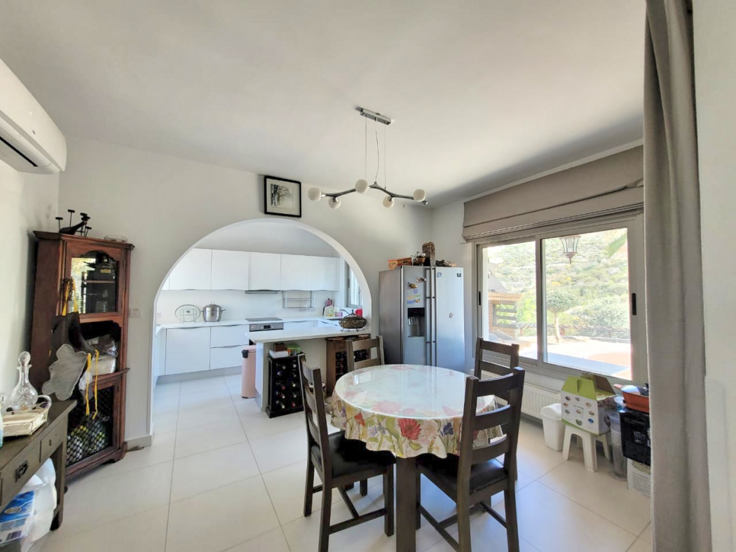 4 Bed, 2 Bath, HouseFor Sale, Paphos, Paphos 4 Bed, 2 Bath, HouseFor Sale, Paphos, Paphos