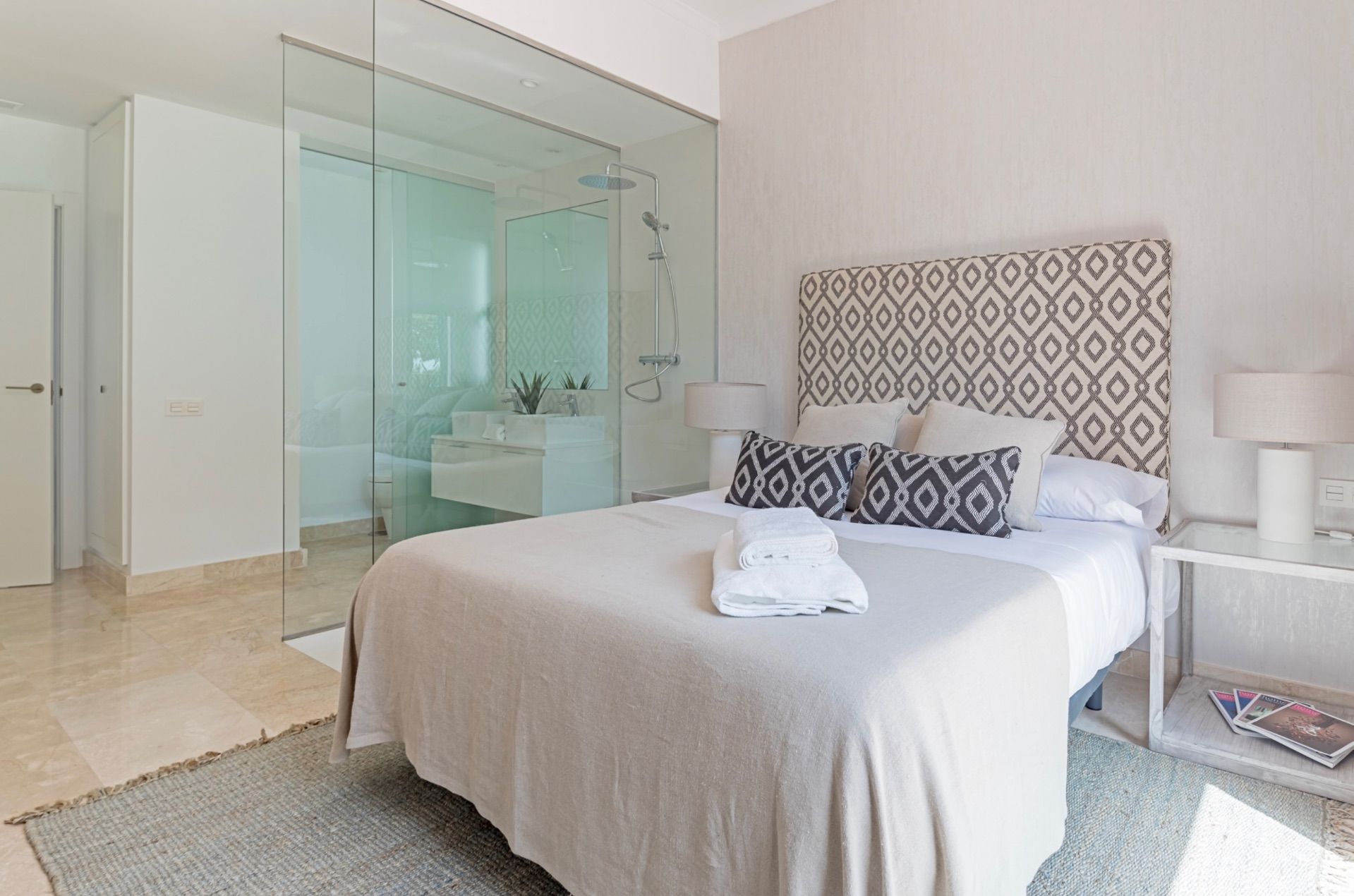 2 Bed, 2 Bath, ApartmentFor Sale, Benahavis, Malaga, 29679 2 Bed, 2 Bath, ApartmentFor Sale, Benahavis, Malaga, 29679