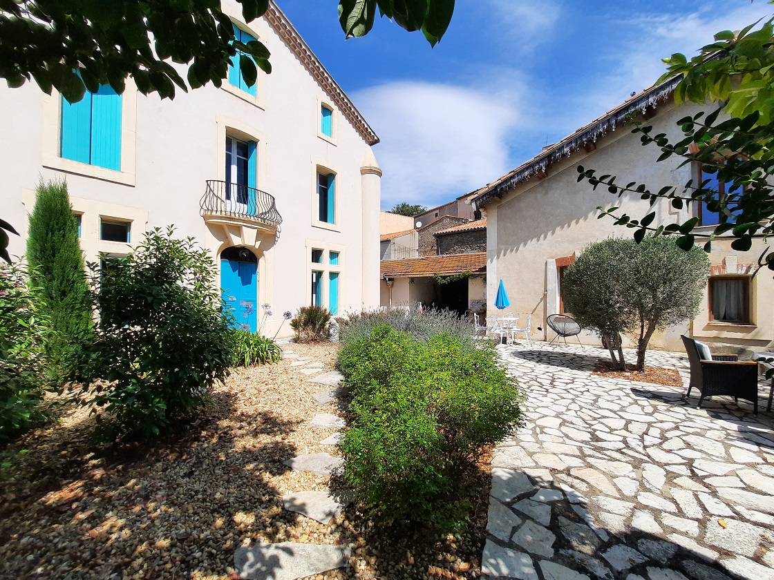 9 Bed, 4 Bath, HouseFor Sale, Puissalicon, Herault, Languedoc-Roussillon, 34480