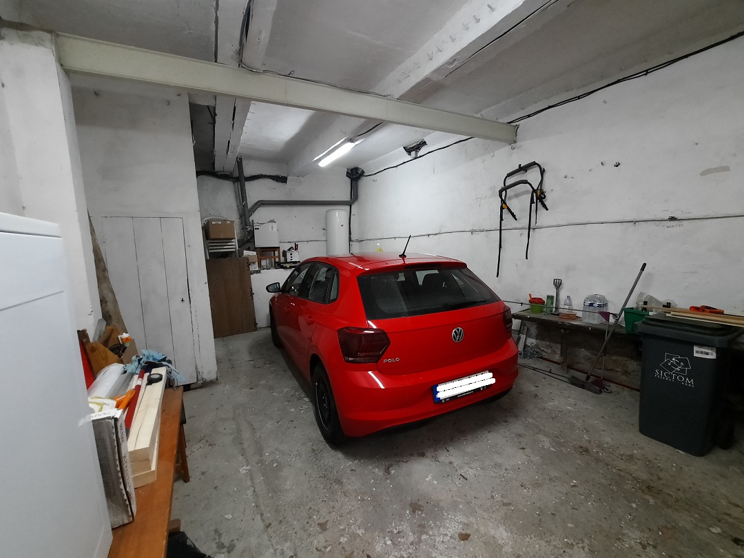 3 Bed, 2 Bath, HouseFor Sale, Laurens, Herault, Languedoc-Roussillon, 34480