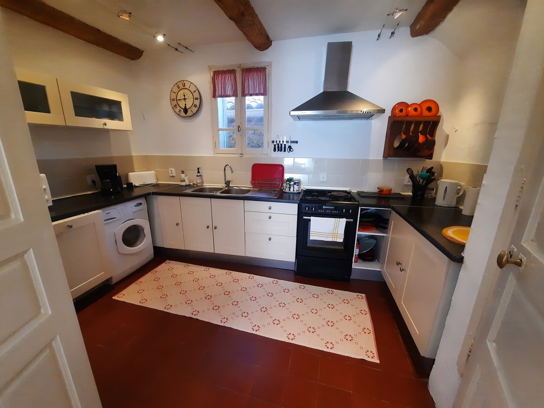 3 Bed, 2 Bath, HouseFor Sale, Laurens, Herault, Languedoc-Roussillon, 34480