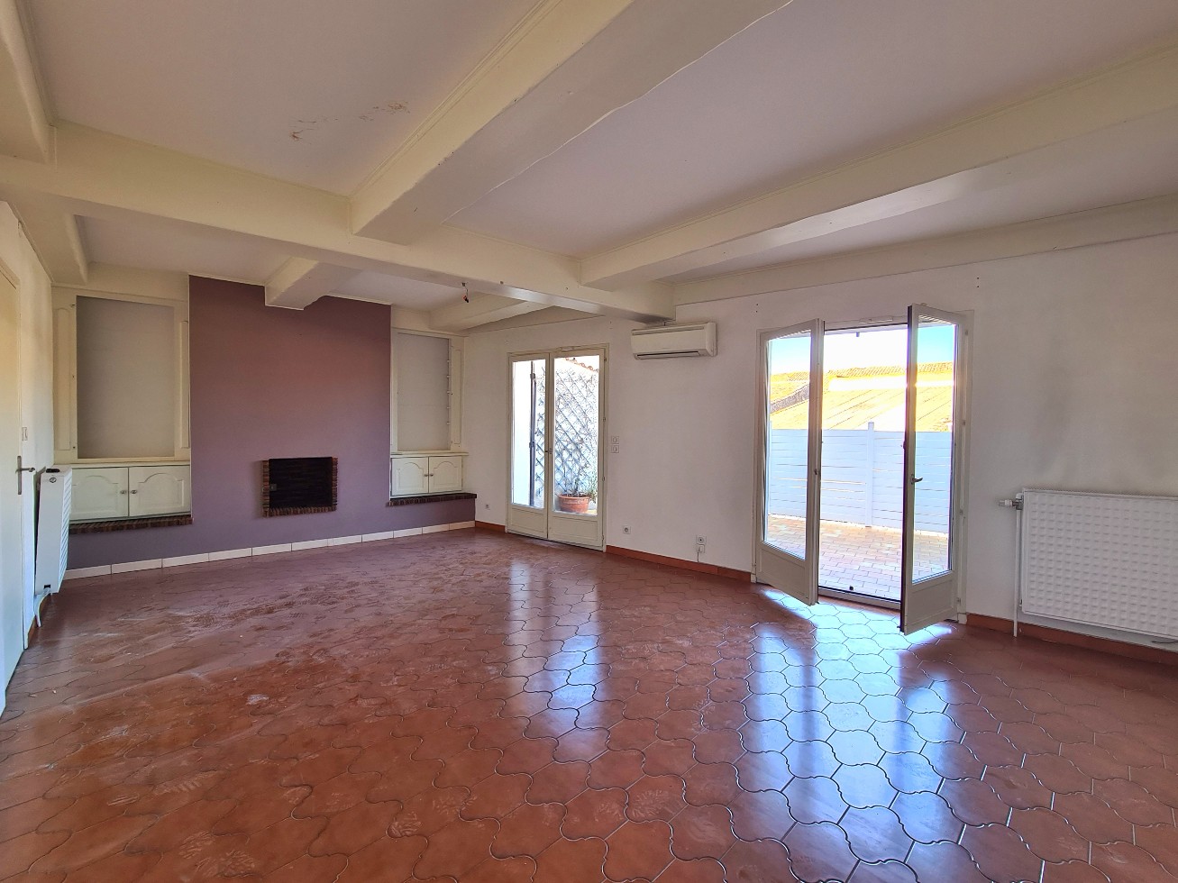 5 Bed, 2 Bath, HouseFor Sale, Agde, Herault, Languedoc-Roussillon, 34300