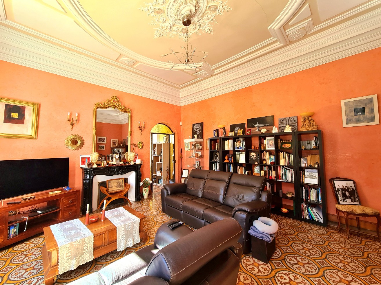 6 Bed, 2 Bath, HouseFor Sale, Beziers, Herault, Languedoc-Roussillon, 34500