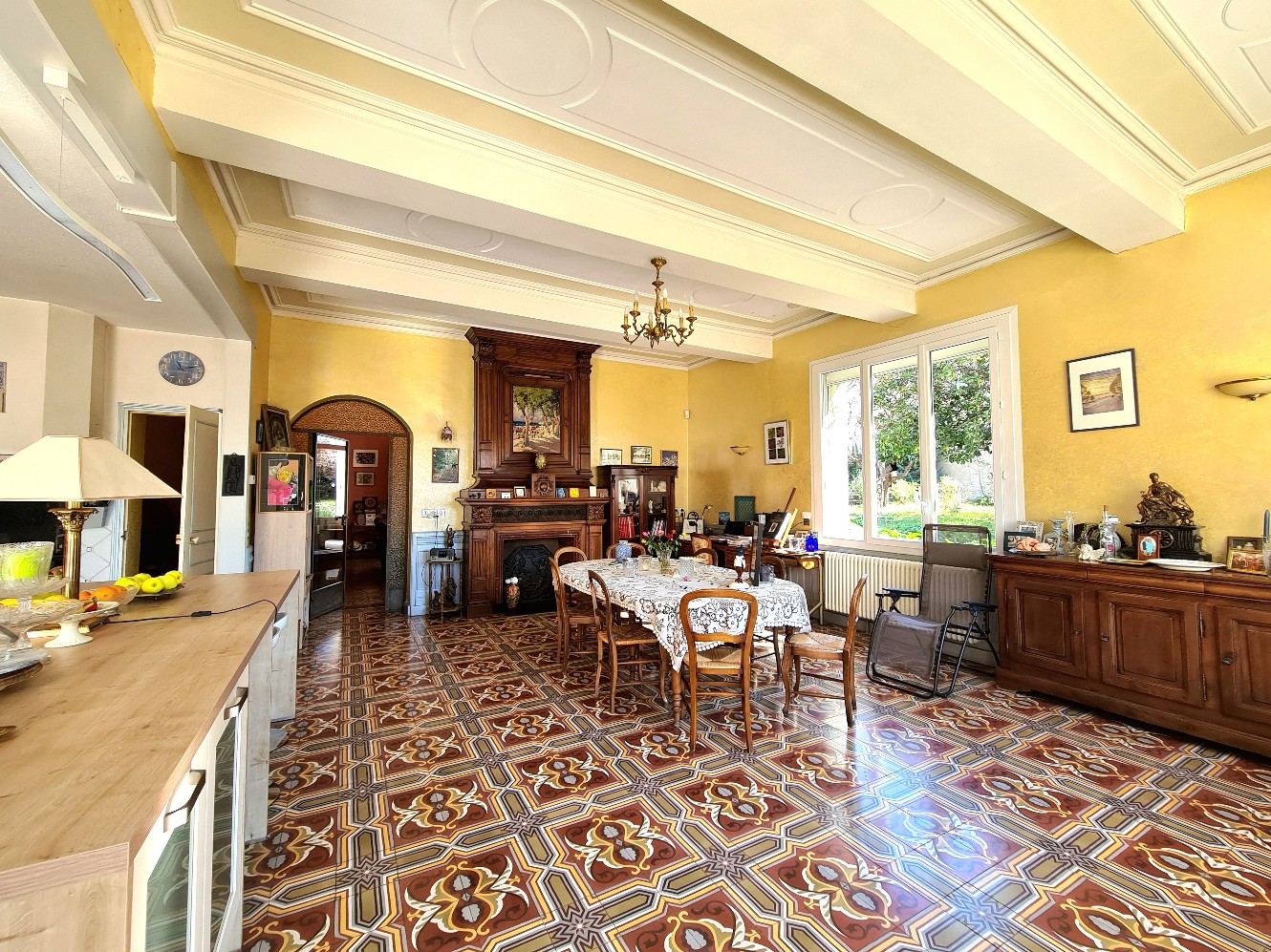 6 Bed, 2 Bath, HouseFor Sale, Beziers, Herault, Languedoc-Roussillon, 34500