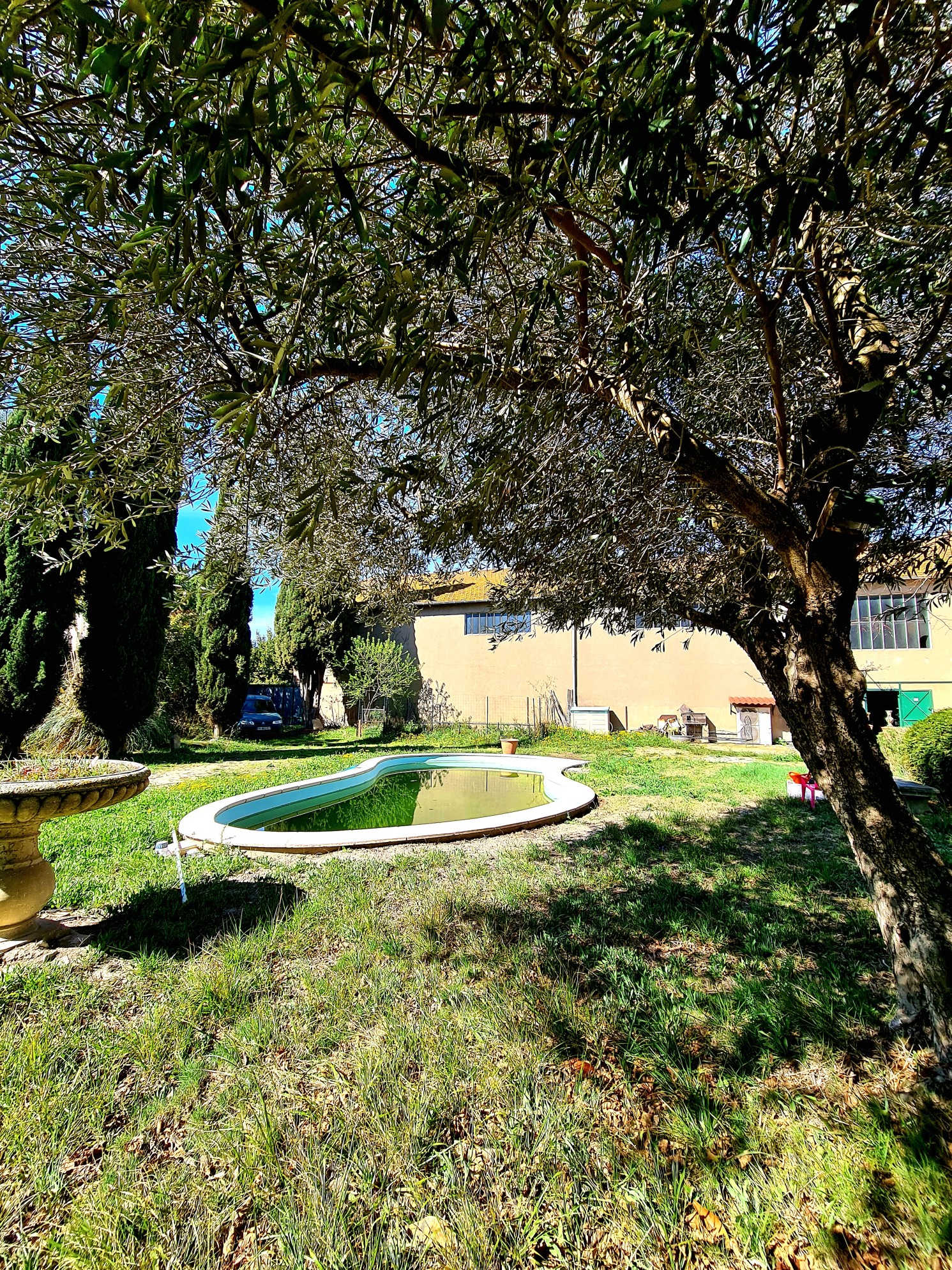 6 Bed, 2 Bath, HouseFor Sale, Beziers, Herault, Languedoc-Roussillon, 34500