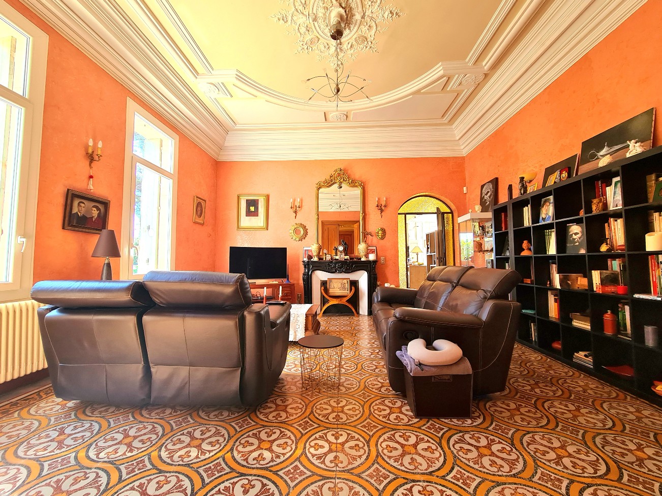 6 Bed, 2 Bath, HouseFor Sale, Beziers, Herault, Languedoc-Roussillon, 34500