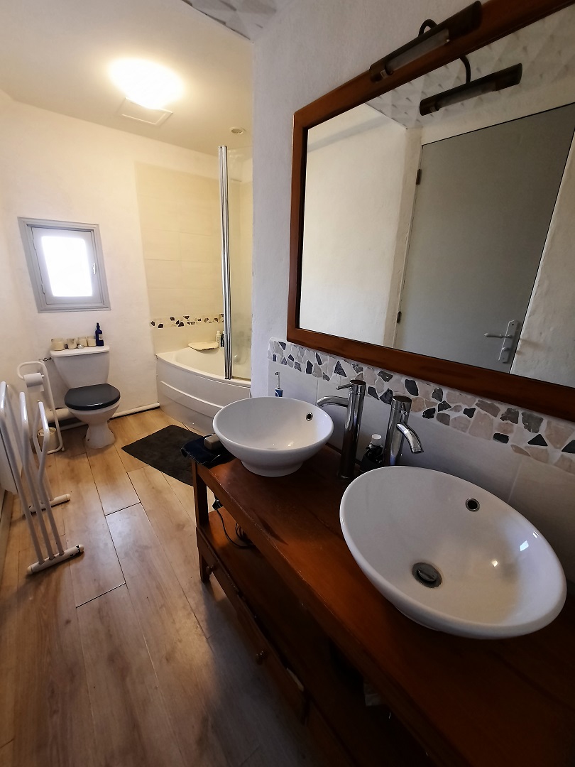 3 Bed, 1 Bath, HouseFor Sale, Alignan Du Vent, Herault, Languedoc-Roussillon, 34290