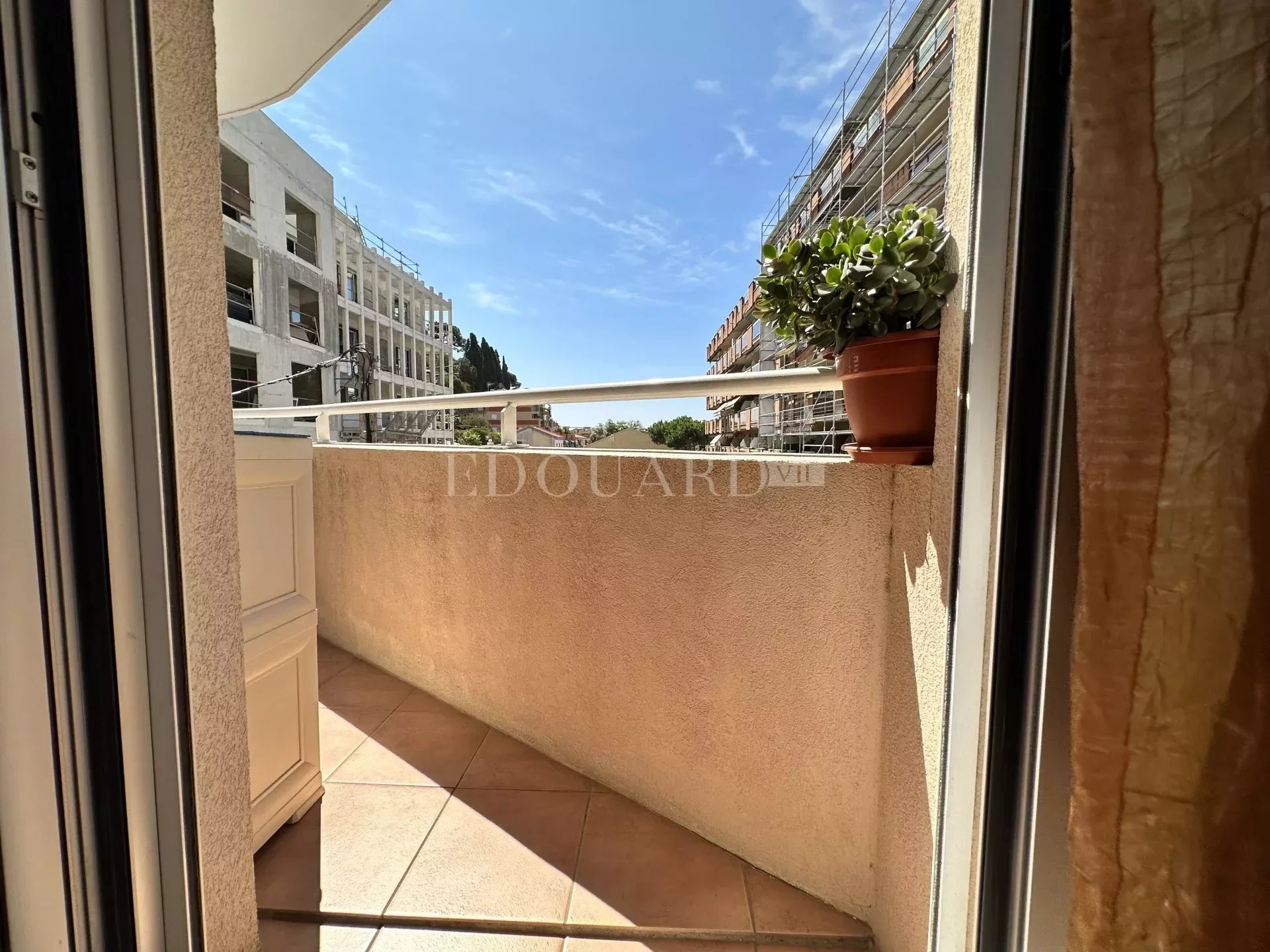 1 Bed, 1 Bath, ApartmentFor Sale, Menton, Alpes-Maritimes