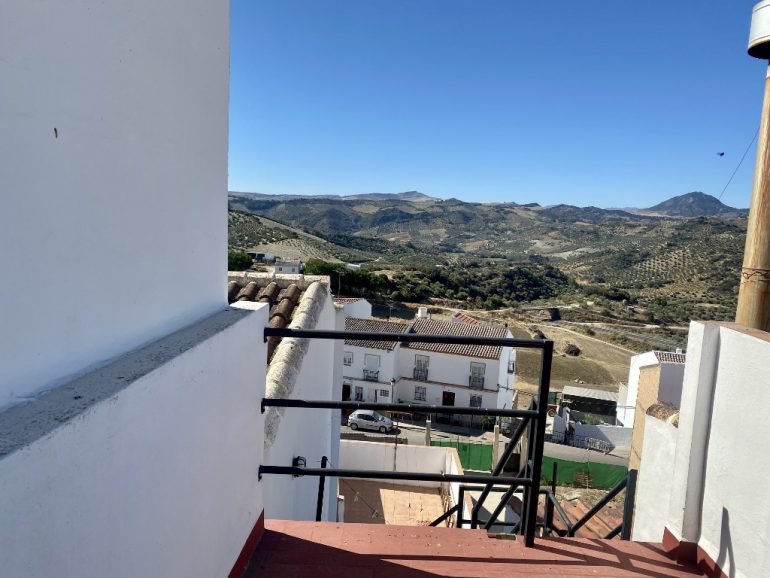 2 Bed, 1 Bath, HouseFor Sale, Olvera, Andalucia