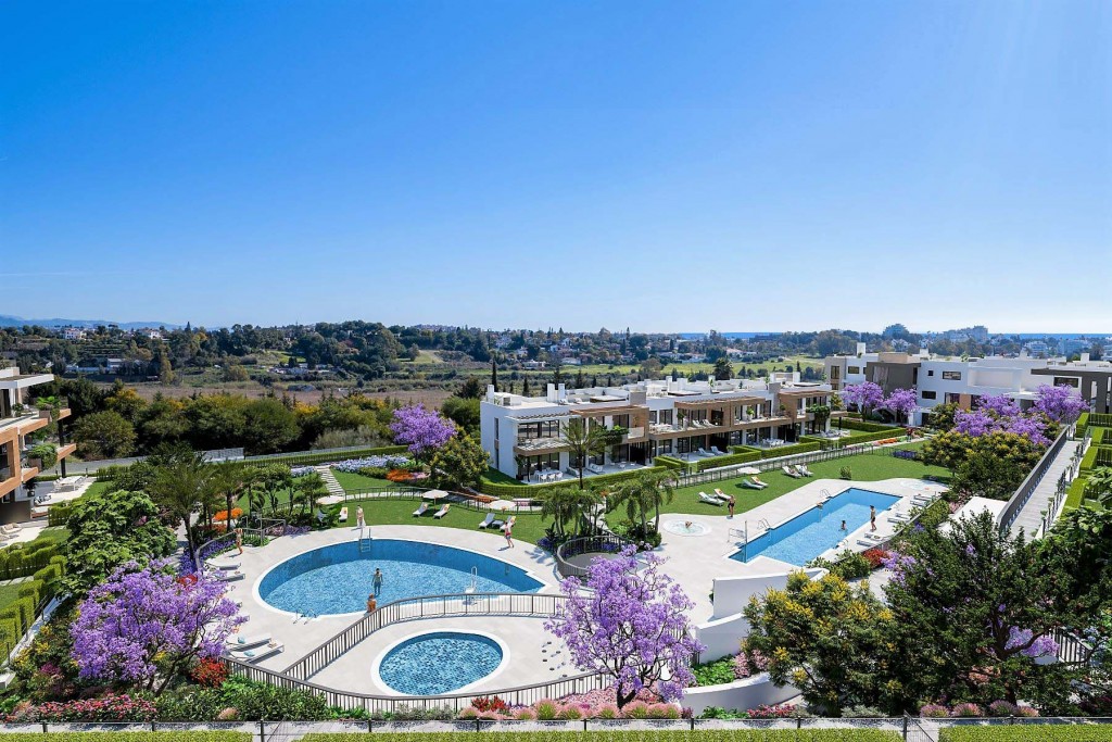 3 Bed, 2 Bath, ApartmentFor Sale, Estepona, Malaga