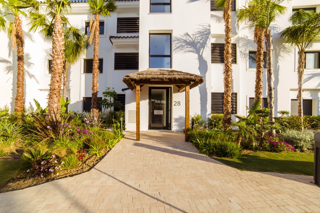3 Bed, 2 Bath, ApartmentFor Sale, Estepona, Malaga 3 Bed, 2 Bath, ApartmentFor Sale, Estepona, Malaga