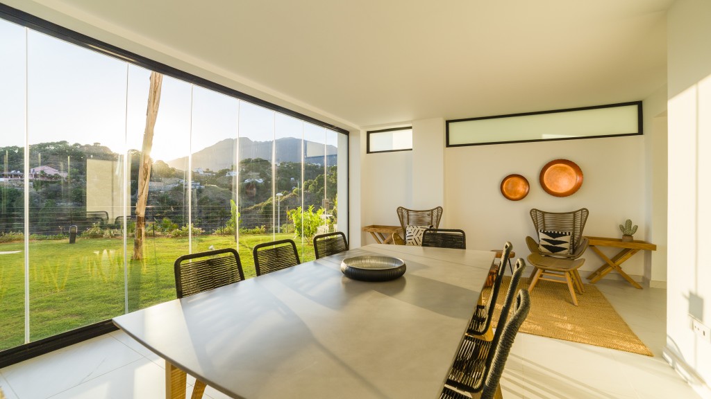 3 Bed, 2 Bath, ApartmentFor Sale, Estepona, Malaga 3 Bed, 2 Bath, ApartmentFor Sale, Estepona, Malaga