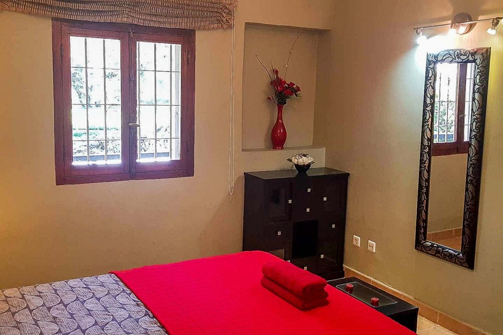 2 Bed, 2 Bath, ApartmentFor Sale, Marbella, Malaga 2 Bed, 2 Bath, ApartmentFor Sale, Marbella, Malaga