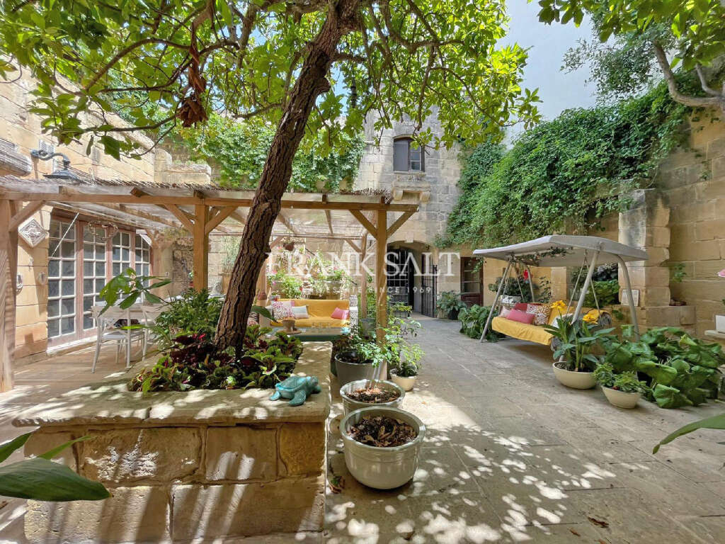 4 Bed, HouseFor Sale, Siggiewi, Malta