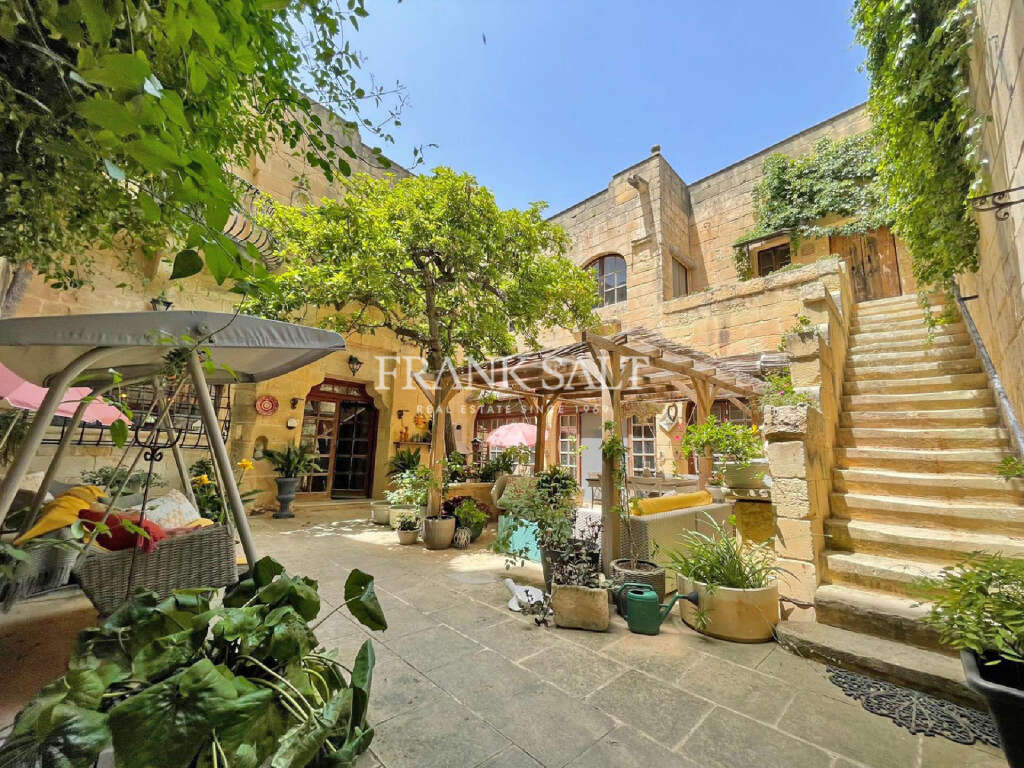 4 Bed, HouseFor Sale, Siggiewi, Malta