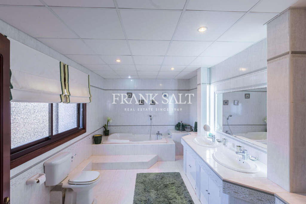 3 Bed, HouseFor Sale, Bahar ic-Caghaq, Malta