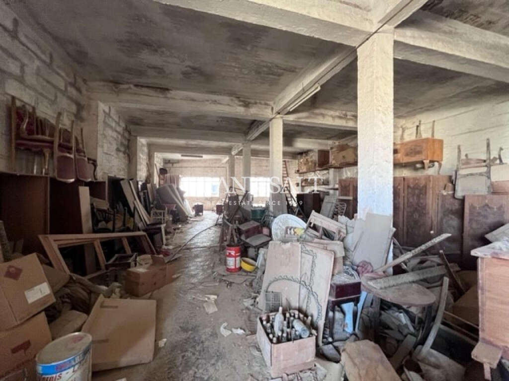 Commercial Property, For Sale