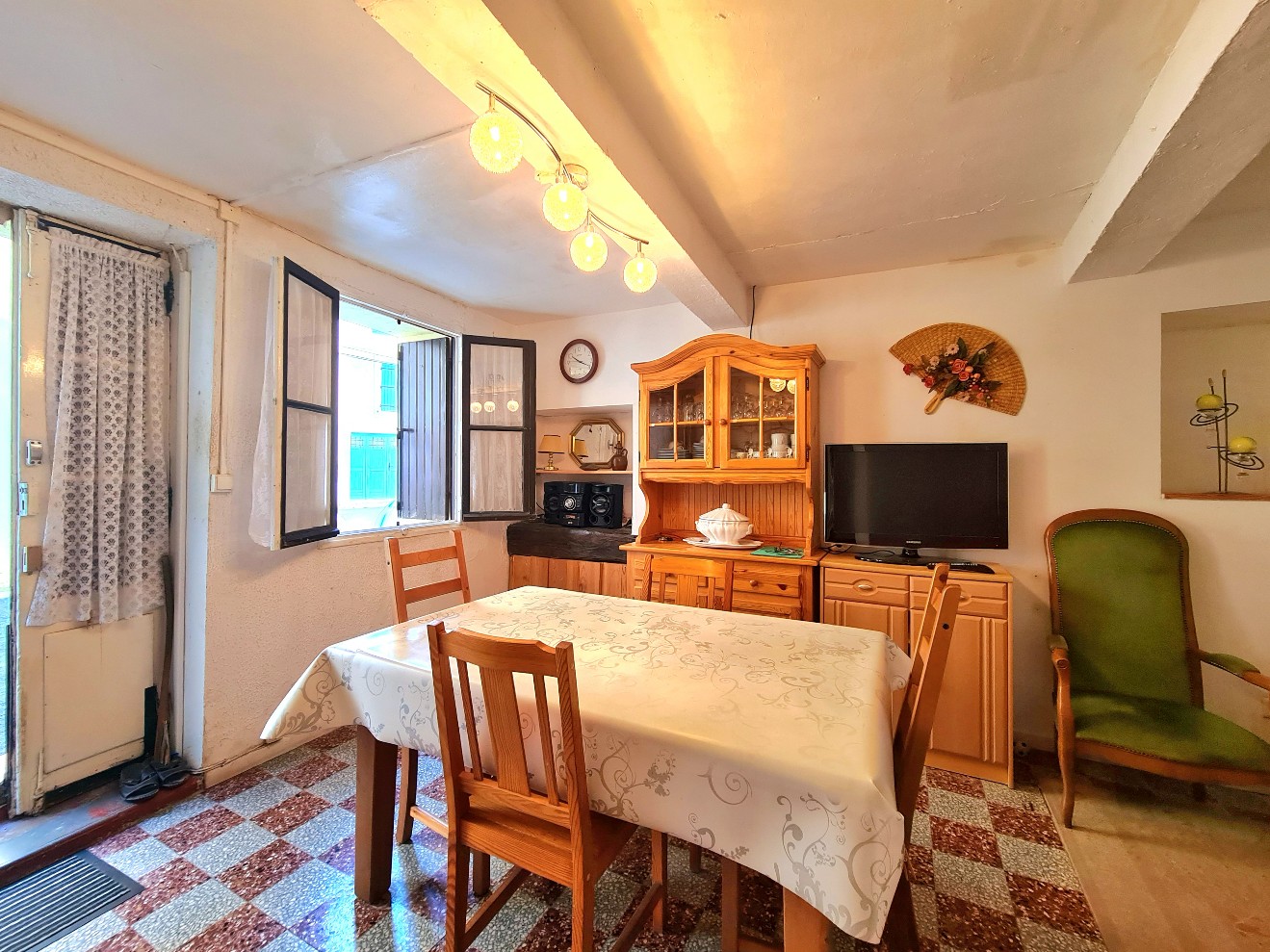 4 Bed, 2 Bath, HouseFor Sale, Autignac, Herault, Languedoc-Roussillon, 34480 4 Bed, 2 Bath, HouseFor Sale, Autignac, Herault, Languedoc-Roussillon, 34480