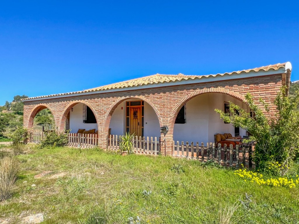 Commercial Property, For Sale
